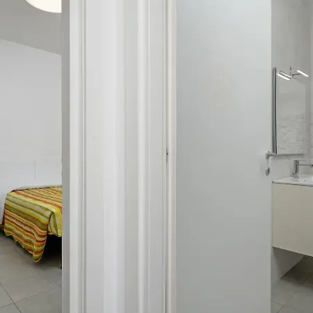 Apartment White House *